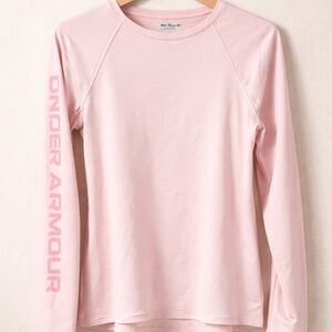 Under Armour Women’s Medium Fitted Performance Pink  Top
